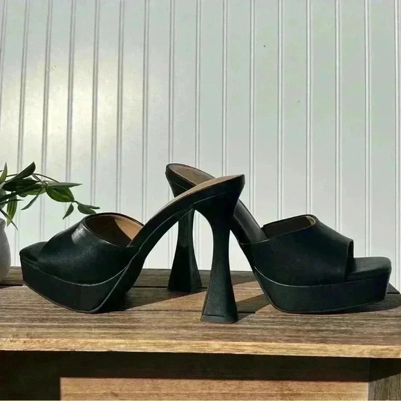 NEW Wild Pair Raja Women’s Faux Leather Peep-Toe Platform Sandals - Size 8.5 - Picture 5 of 14